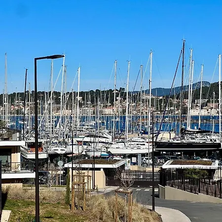 L'apart'83 - T2 Classe 5 Etoiles - Belle Vue Sur La Baie Du Lazaret * Saint-Elme